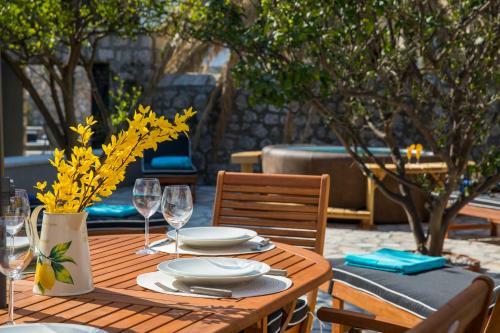 Villa Blue Diamond
