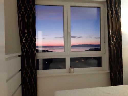 Apartment Anny On Two Floors With Sea View