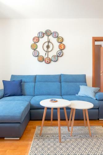 Apartmani Mirta Omi?