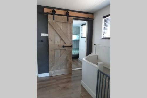 Apartamento Sfeervol Gerenoveerd Appartement Dichtbij Zee.