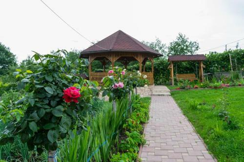 Bed & Breakfast Cazare La Coana Leana