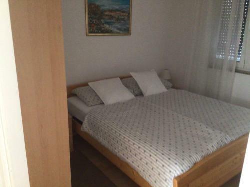 Apartments P&l - 25m From Beach
