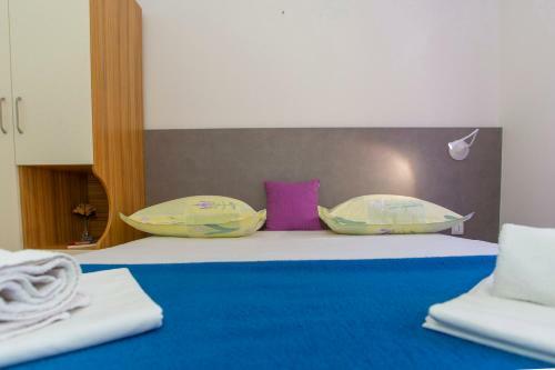 Apartments Loncar