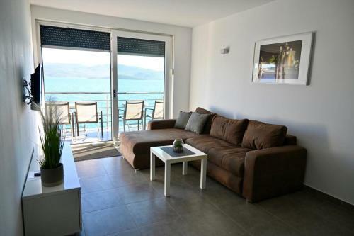 Apartment First Row