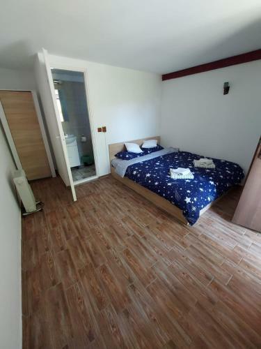 Hostal C Dor De Vama Bedrooms