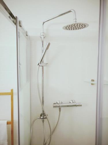 Hostal The White Building - [rooms]