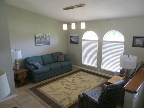 Quiet Rotonda Villa, 3 Br, 2.5 Ba With Recent Upgrades.
