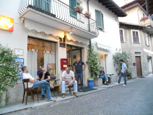 Alla Torre Del Barbarossa B&B Foresteria