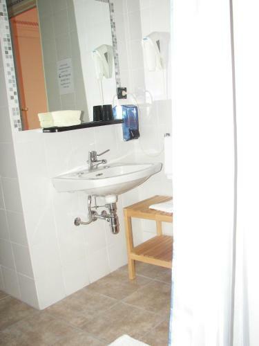Hotel Albergo Sangril�