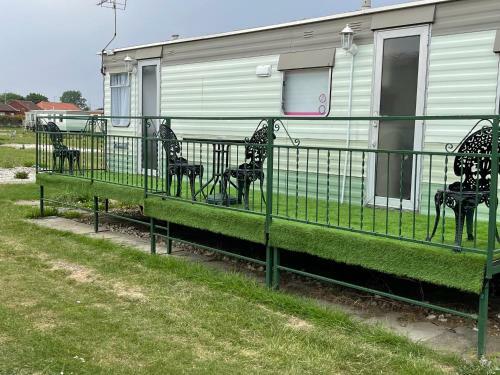 Caravan 6 Berth Ingoldmells Coral Beach Site No Pets Allowed