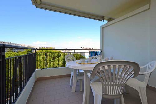 Apartment In Lignano 21637