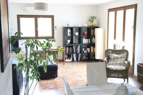 Maison De Campagne Calme Avec Piscine