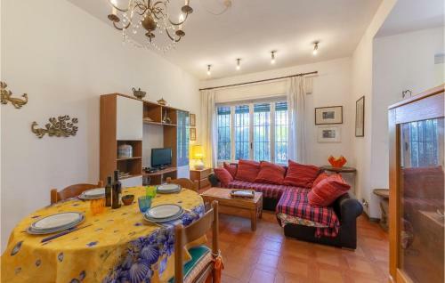 Two-bedroom Apartment In Tirrenia -pi-