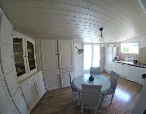 Maison De Vacances Les Pins Piscine Chauff�e