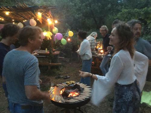Eco Tent 6 Pers In de Krachtige Natuur Van de Gard