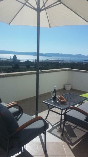 Apartment N&b