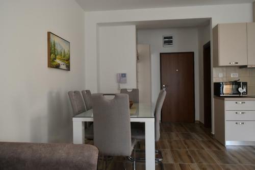 Apartments Sea View