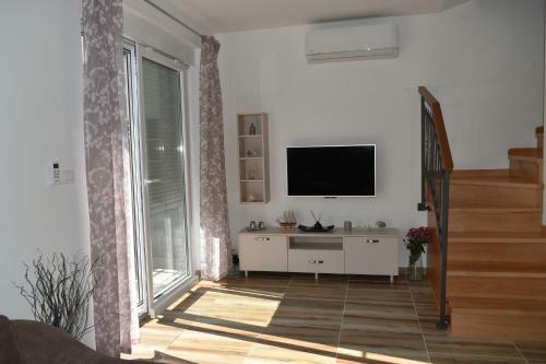 Apartments Sea View