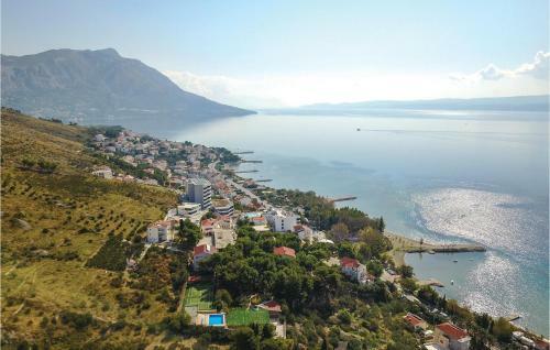 Stunning Apartment In Duce With Wifi And 1 Bedrooms