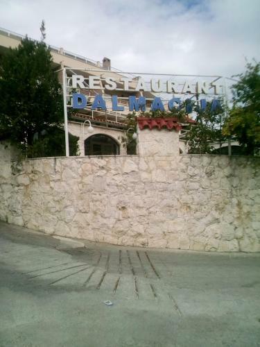 Hostal Apartmani Dujmovi? 3