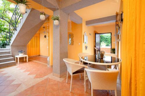 Hostal Villa Rosa