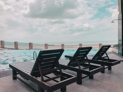 Apartamento Tropical Studios @ Sea+city View Suites ??????