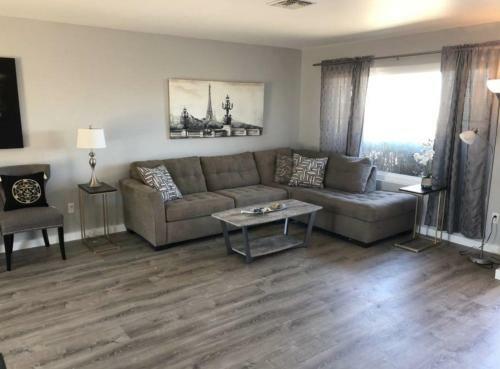 Villa Joshua Tree Remodeled House With Open Desert Backyard