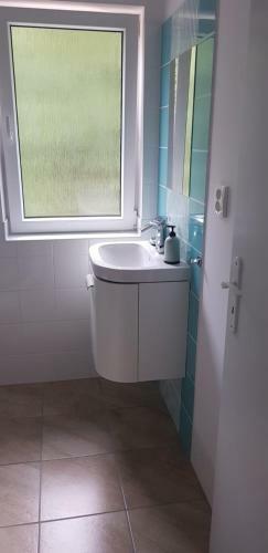 Hostal Penzion U Jezera