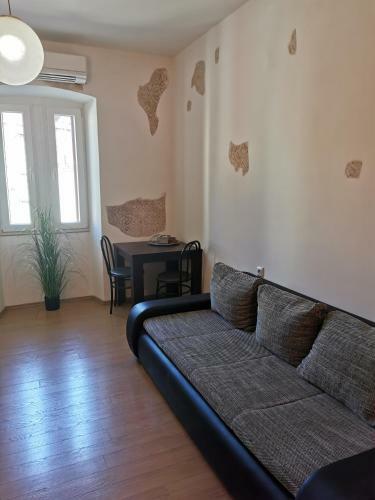 Hostal Ivana Apartments
