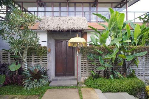 Omah Angkul Angkul Villa