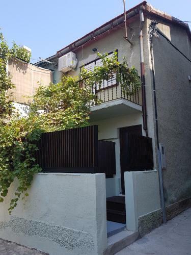 Modern City Apartments Ema
