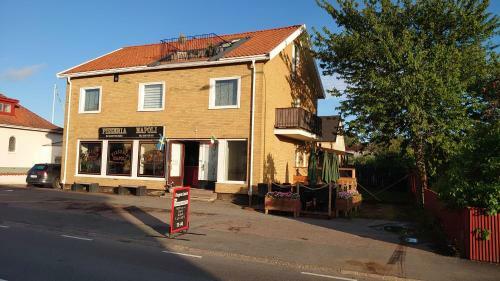 Simones Hotel