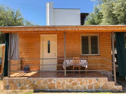 Hostal Freddie' S Bungalows