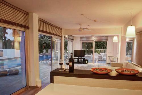 Olympic Gardens Villa