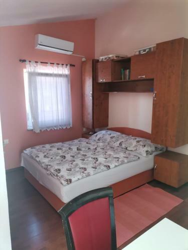 Apartmani Babi? Vir
