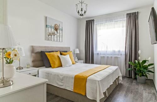 Lelleholiday Sunny Day/corner/olive Apartman