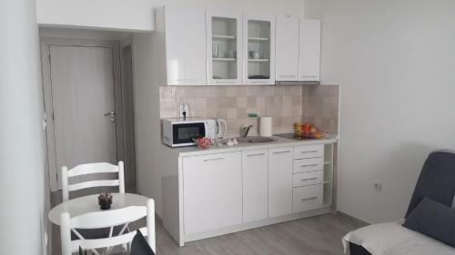 Bonaca Apartments