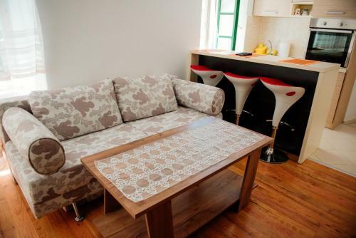 Kaya Apartment