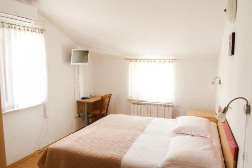 Hostal Rooms Ljubica