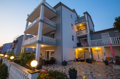 Apartamentos Villa Mara