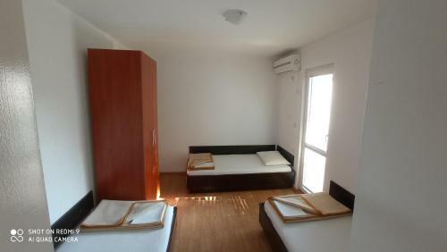 Apartments Avdic