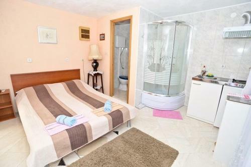 Hostal Apartments Rako