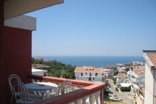 Alvanita Apartments