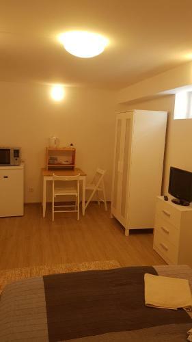 Hostal Saules Sveciu Namai