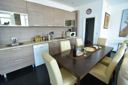 Sea View Apartments Milo