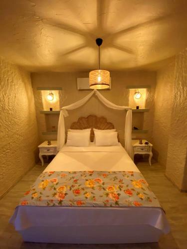 Hotel Naz Konak Ala�at?