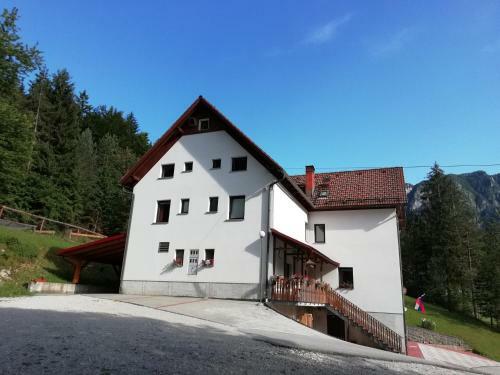 Bed & Breakfast Tourist Farm ?erovc