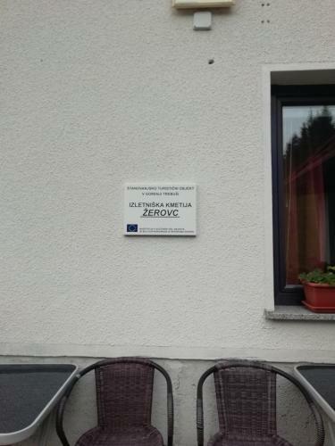 Bed & Breakfast Tourist Farm ?erovc
