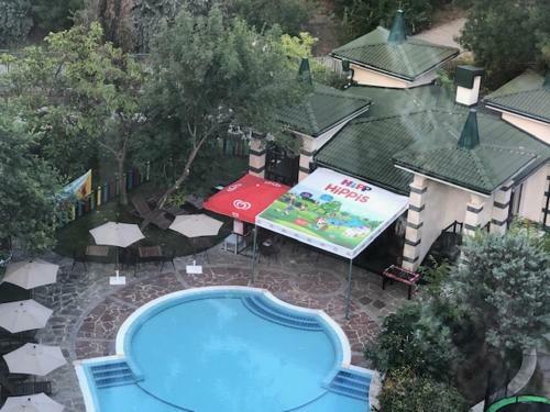 Private Apartments In Emerald