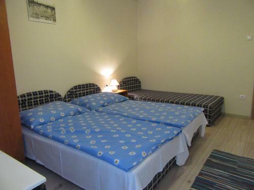 Magyar Apartman Ii.